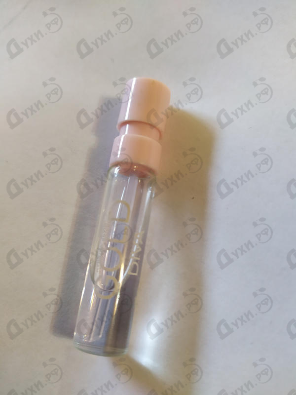 Парфюмерия Roberto Verino Gold Diva Купить Gold Diva от Roberto Verino