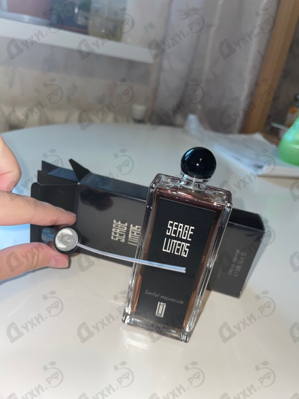 Парфюмерия Santal Majuscule от Serge Lutens