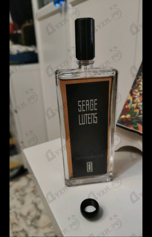Парфюмерия Serge Lutens Santal Majuscule