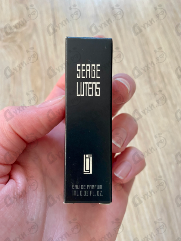 Духи Santal Majuscule от Serge Lutens