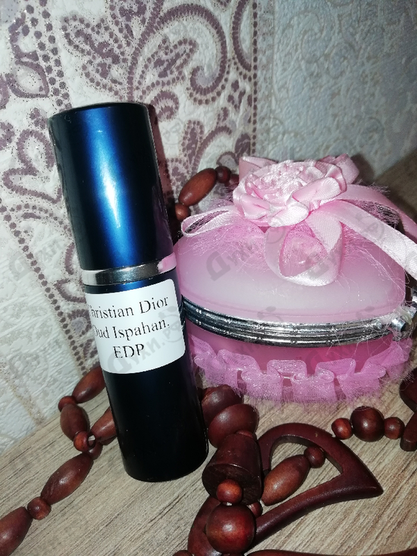 Парфюмерия Oud Ispahan от Christian Dior Купить Christian Dior Oud Ispahan