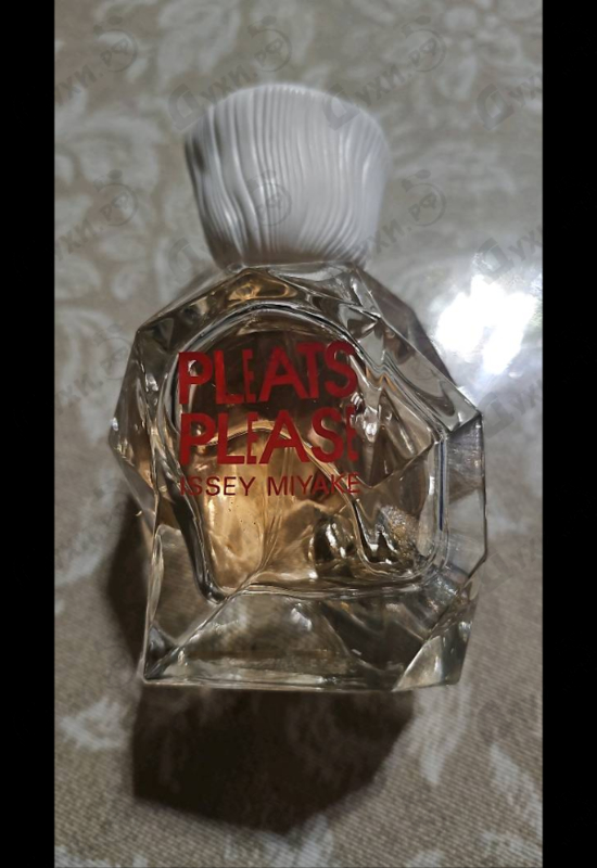 Парфюмерия Issey Miyake Pleats Please