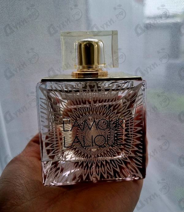 Духи L'amour от Lalique