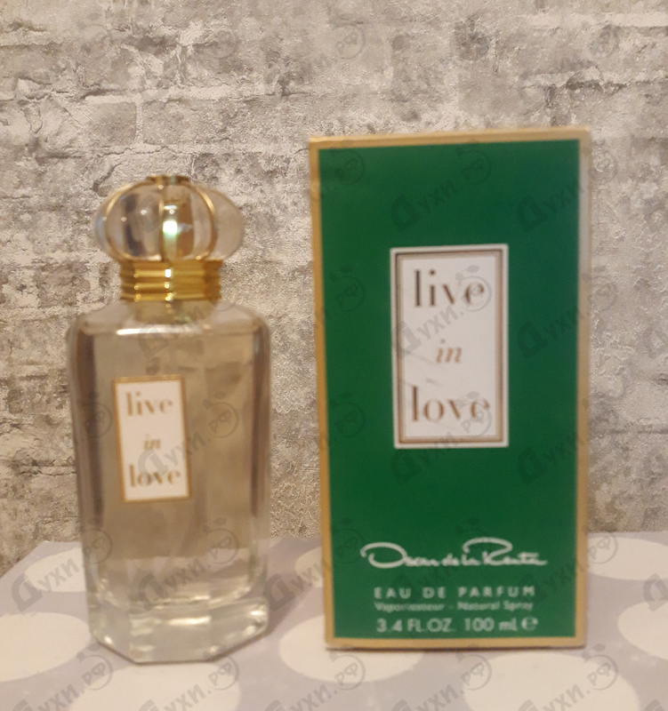 Купить Oscar De La Renta Live In Love Купить Live In Love от Oscar De La Renta