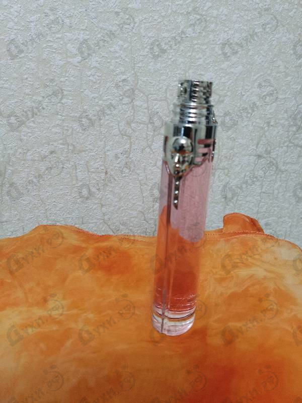 Духи Womanity Eau Pour Elles от Thierry Mugler