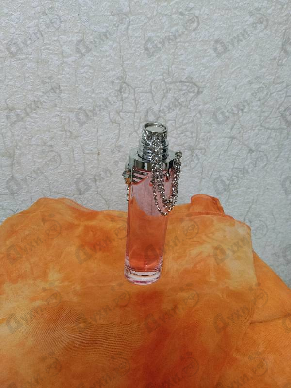 Духи Womanity Eau Pour Elles от Thierry Mugler