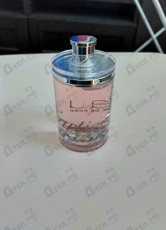 Парфюмерия Eau de Cartier Goutte De Rose от Cartier