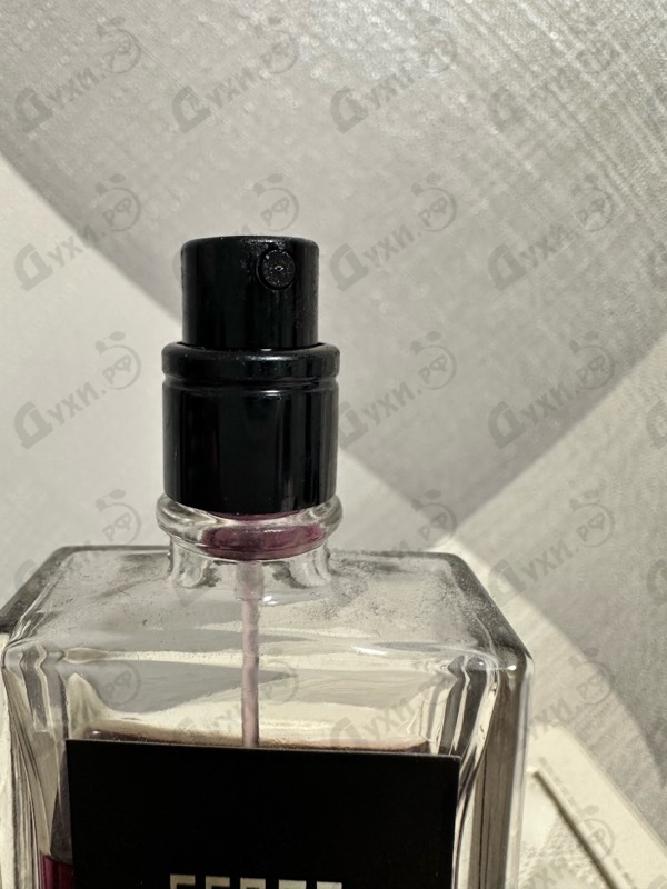 Парфюмерия Serge Lutens La Fille De Berlin