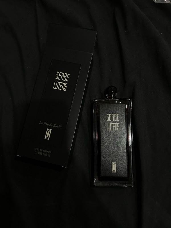 Духи La Fille De Berlin от Serge Lutens