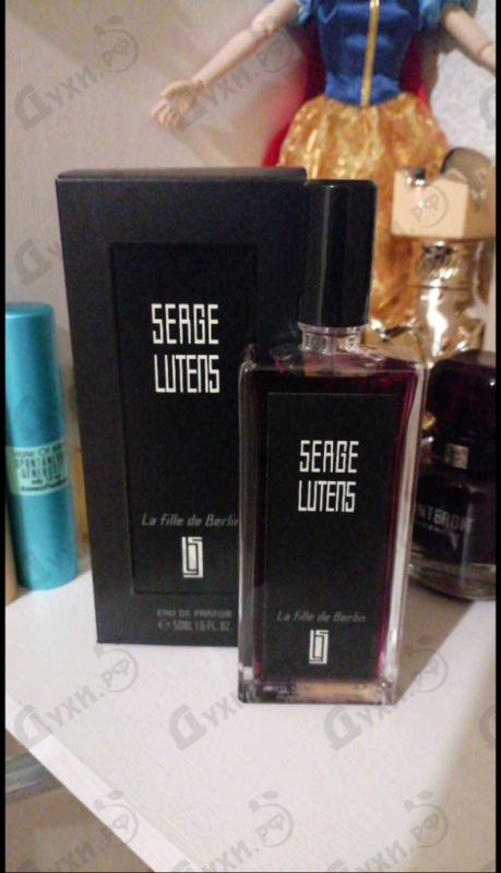 Парфюмерия La Fille De Berlin от Serge Lutens