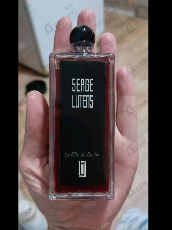 Парфюмерия La Fille De Berlin от Serge Lutens
