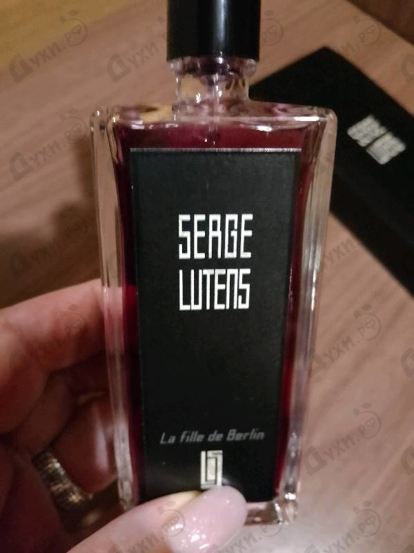 Парфюмерия La Fille De Berlin от Serge Lutens