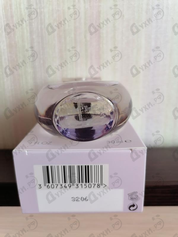 Купить Sheer Beauty Essence от Calvin Klein