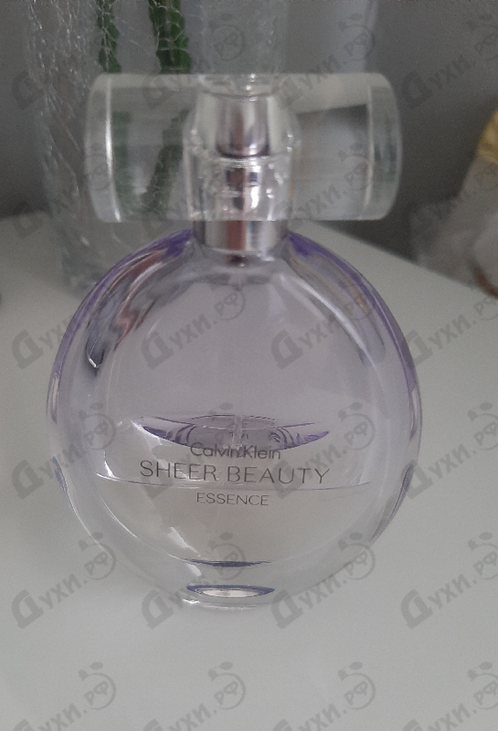 Парфюмерия Sheer Beauty Essence от Calvin Klein