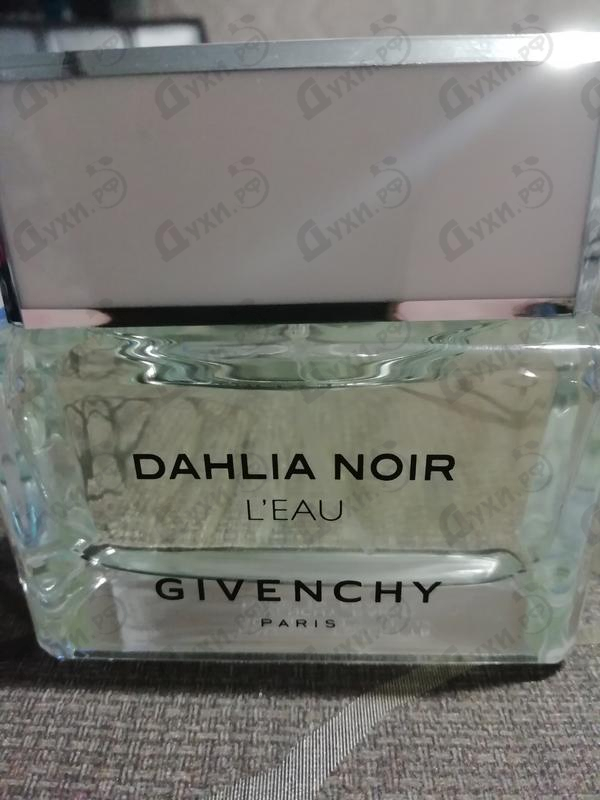 Купить Dahlia Noir L'eau от Givenchy