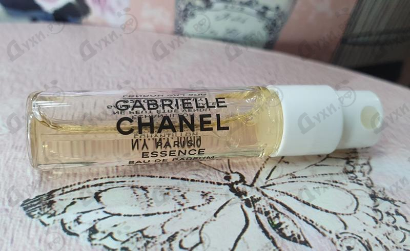 Купить Chanel Gabrielle Essence