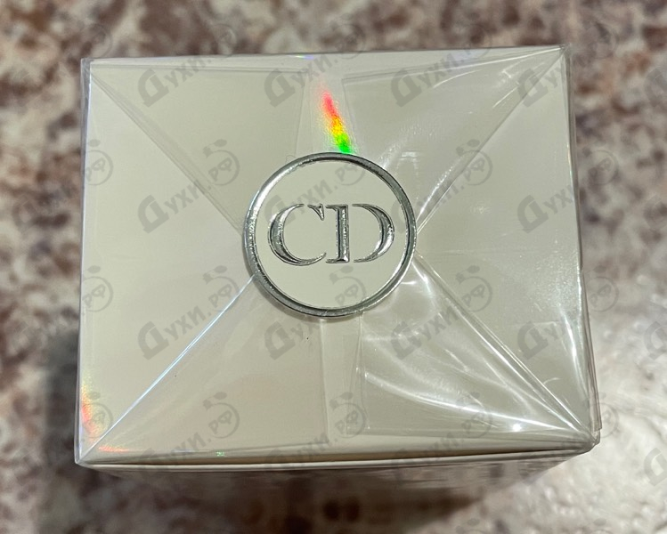 Духи Addict Eau Delice от Christian Dior