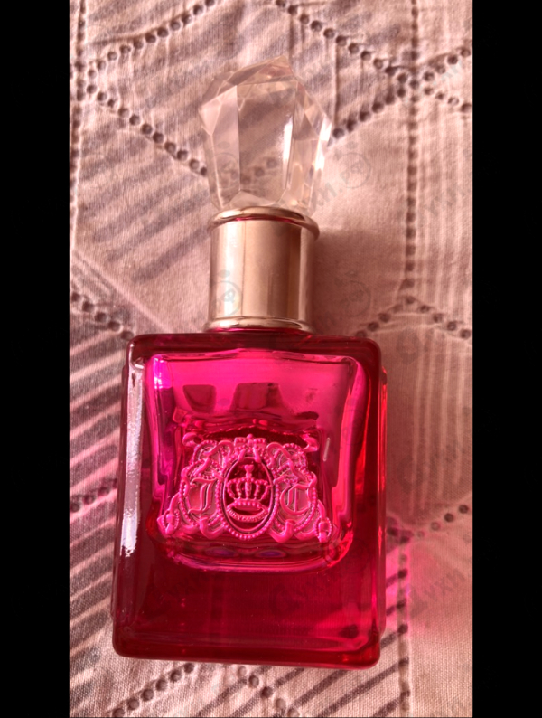 Парфюмерия Viva La Juicy Noir от Juicy Couture