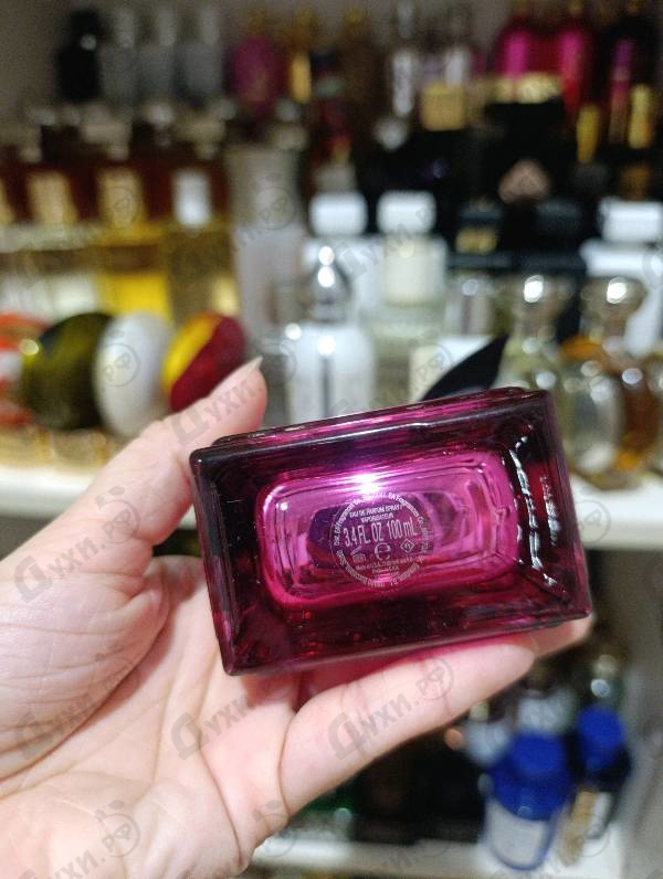 Купить Viva La Juicy Noir от Juicy Couture