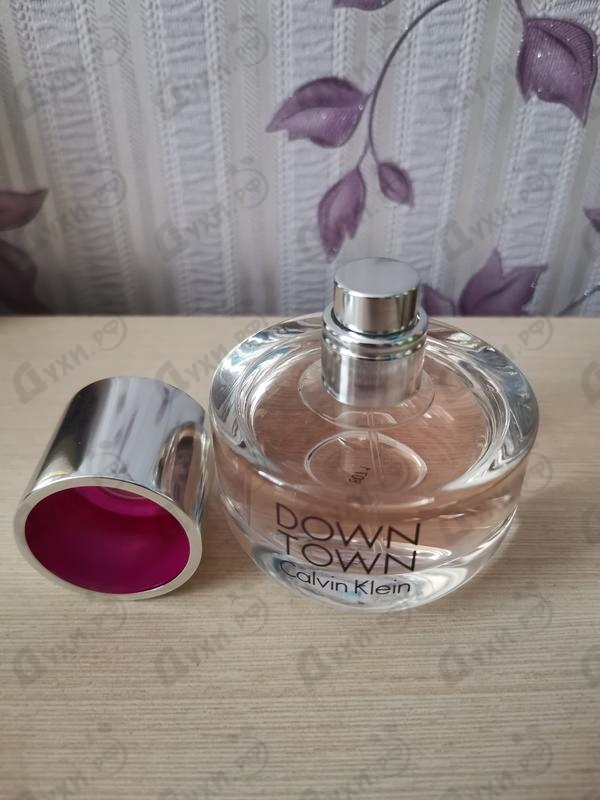 Духи Downtown от Calvin Klein
