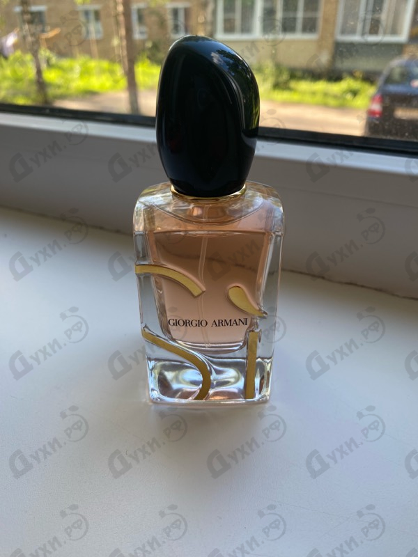 Парфюмерия Giorgio Armani Si