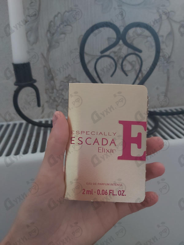 Парфюмерия Especially Elixir от Escada