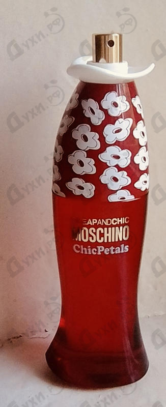 Парфюмерия Chic Petals от Moschino