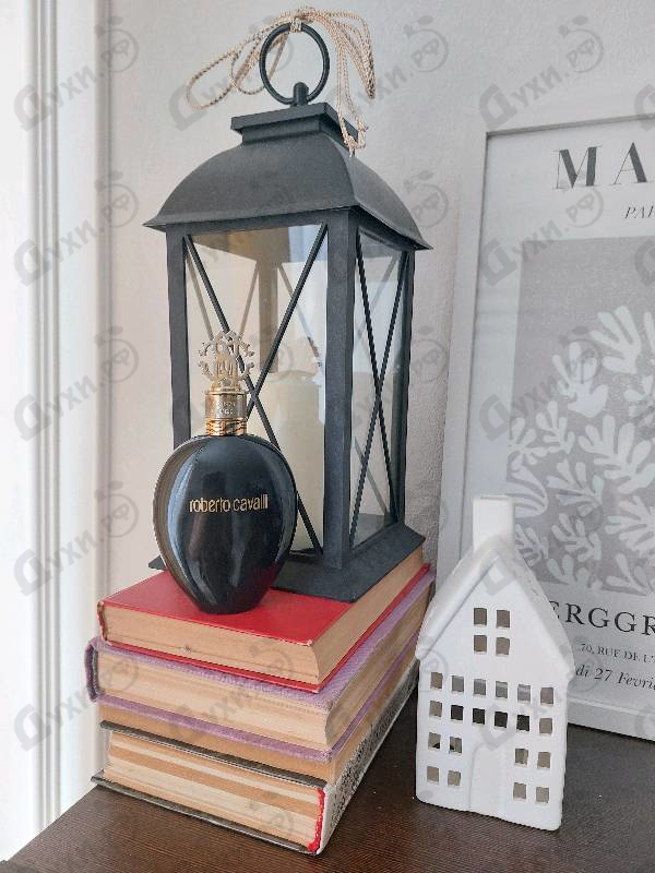 Парфюмерия Nero Assoluto от Roberto Cavalli