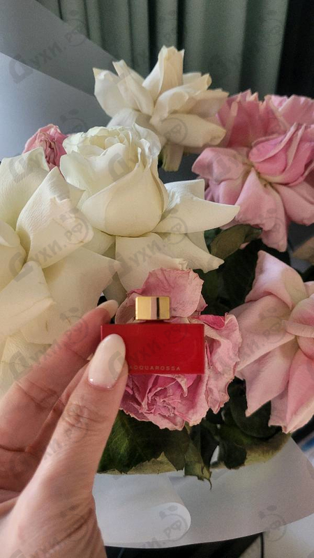 Парфюмерия L'acquarossa от Fendi