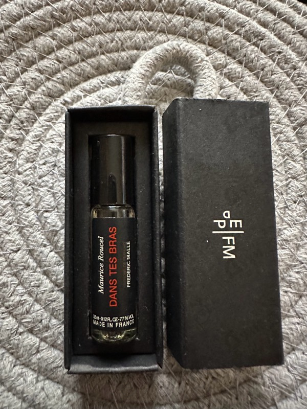 Парфюмерия Dans Tes Bras от Frederic Malle