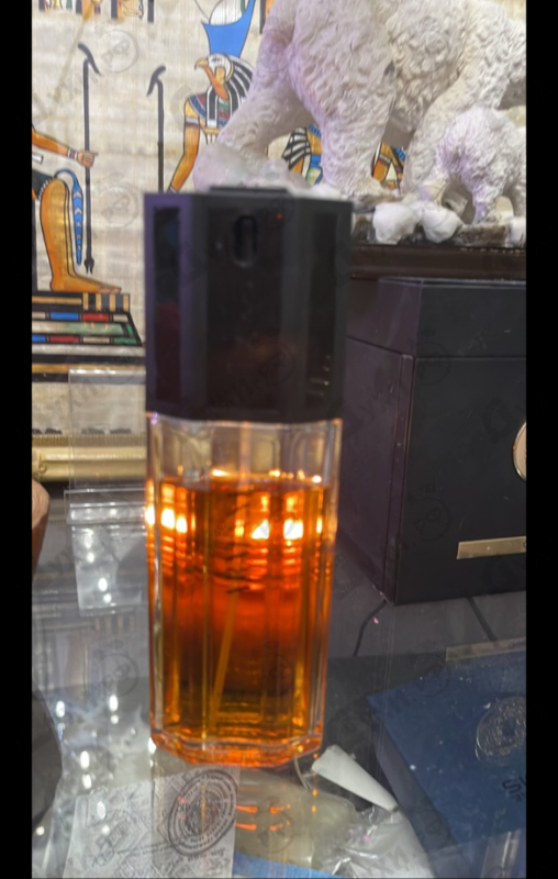 Духи Armani от Giorgio Armani