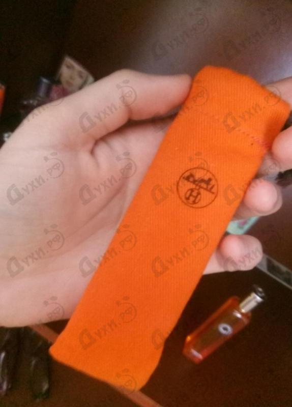 Духи Hermes Eau De Mandarine Ambree Парфюмерия Eau De Mandarine Ambree от Hermes