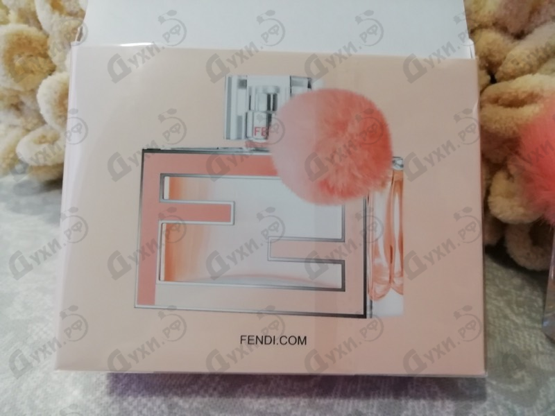 Парфюмерия Fendi Fan Di Fendi Blossom