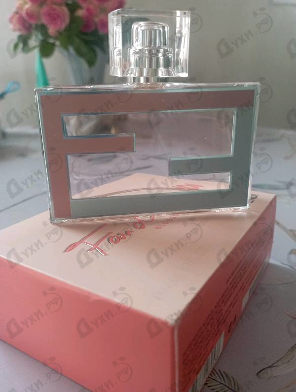 Парфюмерия Fan Di Fendi Blossom от Fendi