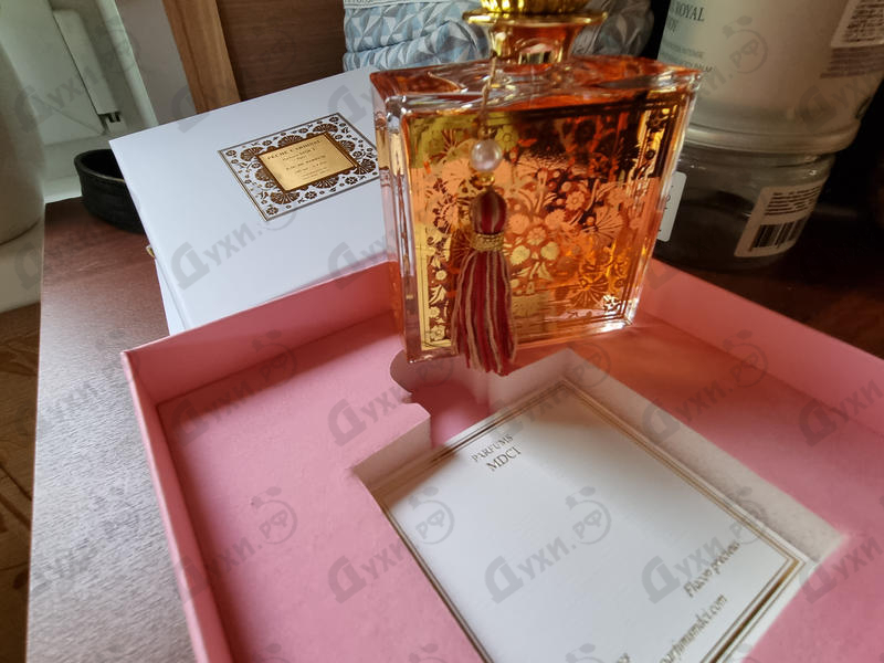Парфюмерия Peche Cardinal от Mdci Parfums