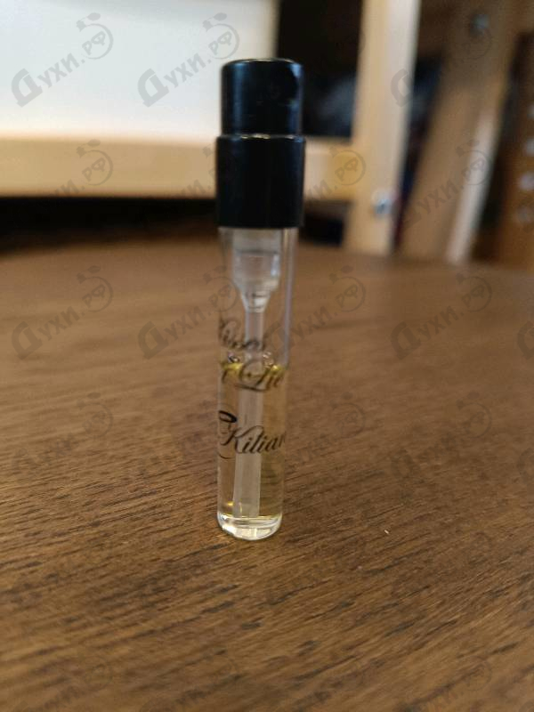 Духи Kisses Don't Lie от Kilian