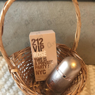 Парфюм Carolina Herrera 212 Vip Rose