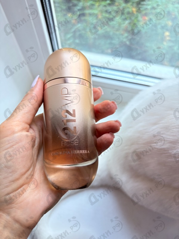 Духи 212 Vip Rose от Carolina Herrera