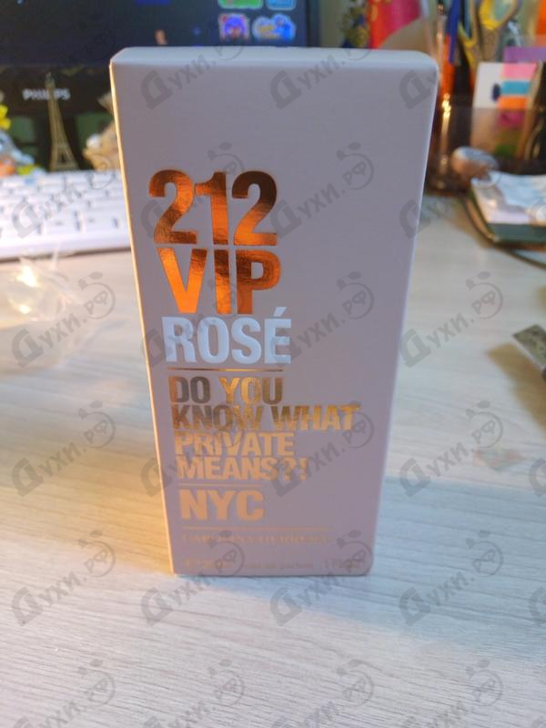 Парфюмерия 212 Vip Rose от Carolina Herrera