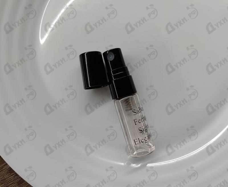 Духи Signorina Eleganza от Salvatore Ferragamo