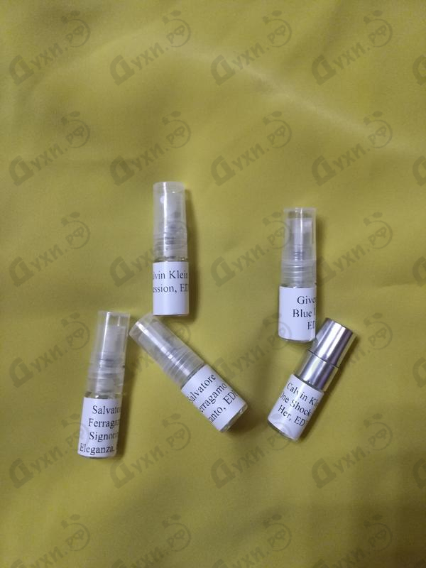 Парфюмерия Salvatore Ferragamo Signorina Eleganza Духи Signorina Eleganza от Salvatore Ferragamo