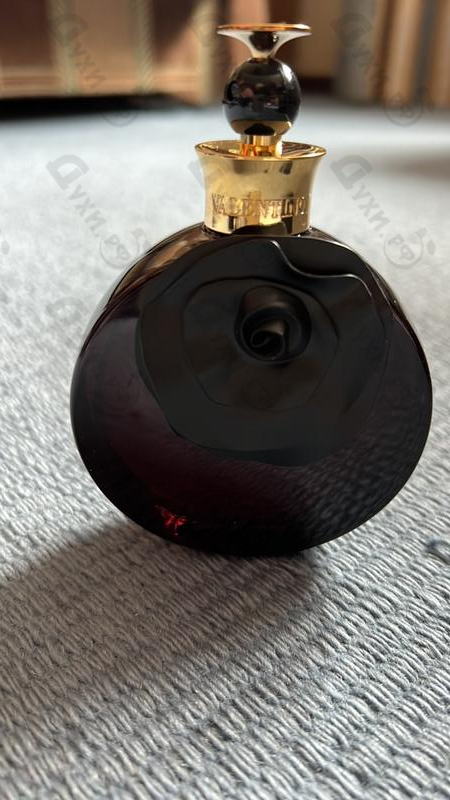 Парфюмерия Oud Assoluto от Valentino