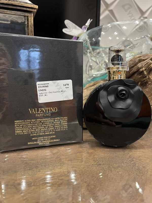 Парфюмерия Oud Assoluto от Valentino