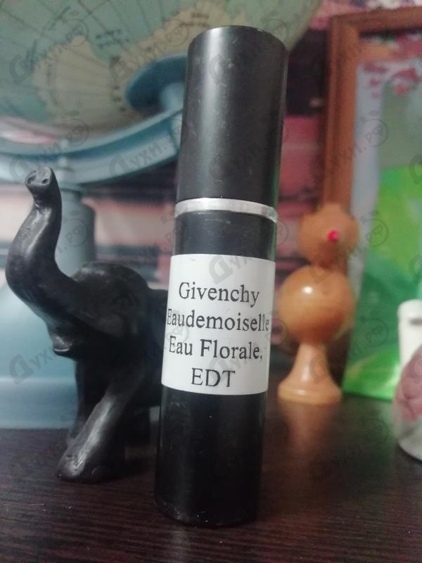 Парфюмерия Givenchy Eaudemoiselle Eau Florale