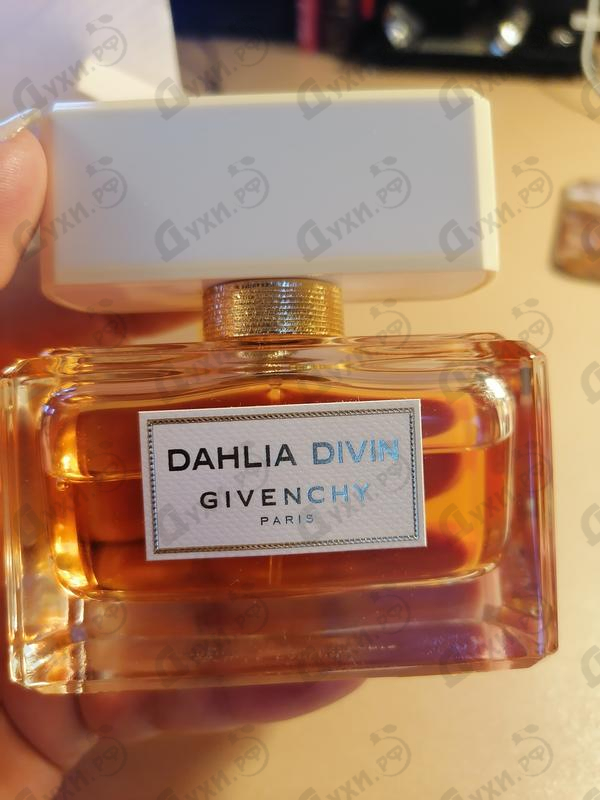 Парфюмерия Dahlia Divin от Givenchy Купить Givenchy Dahlia Divin