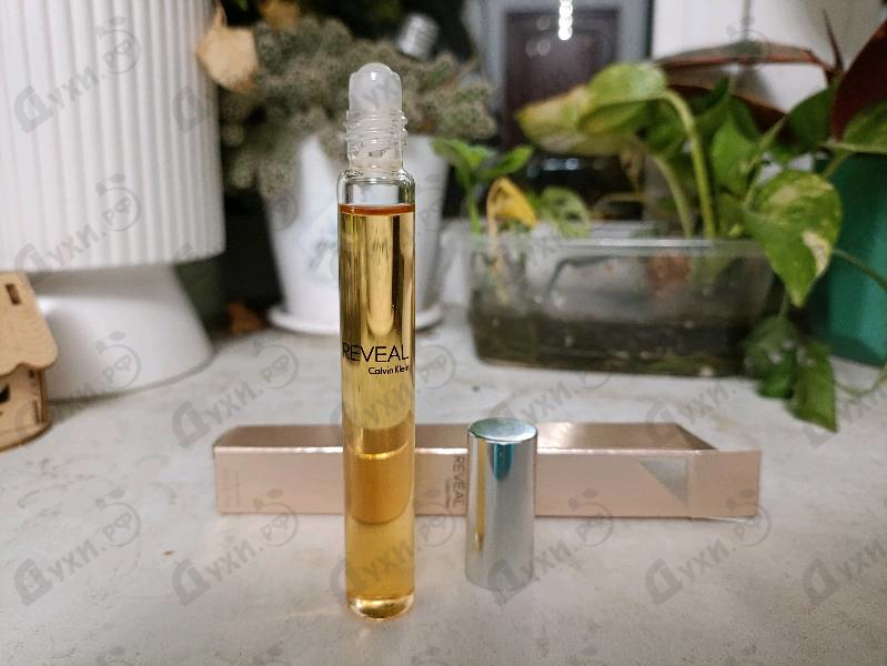 Парфюмерия Reveal от Calvin Klein