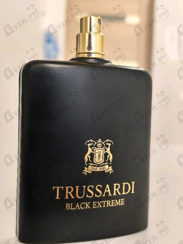 Парфюмерия Black Extreme от Trussardi