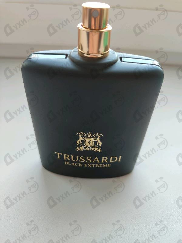Парфюмерия Black Extreme от Trussardi