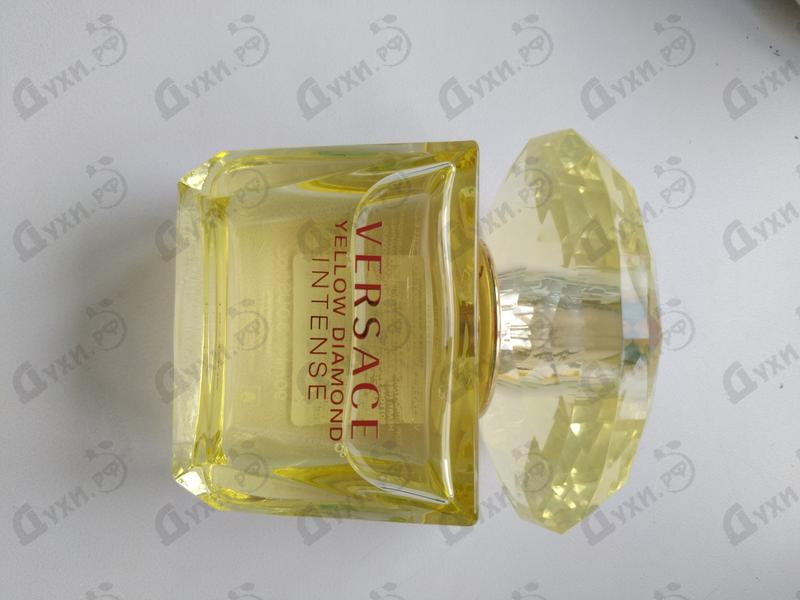 Парфюмерия Versace Yellow Diamond Intense Купить Yellow Diamond Intense от Versace