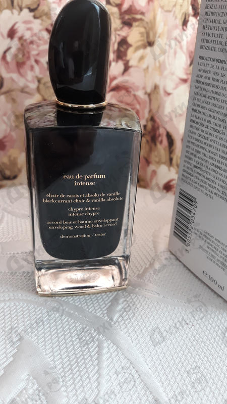 Парфюм Giorgio Armani Si Intense Купить Si Intense от Giorgio Armani